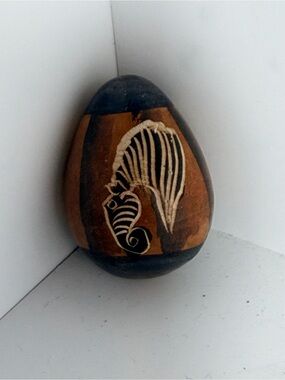 Vintage Hand-Carved African Folk Art Gourd / Soapstone Egg – Giraffe & Zebra